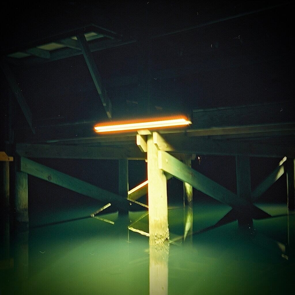dock light fishing